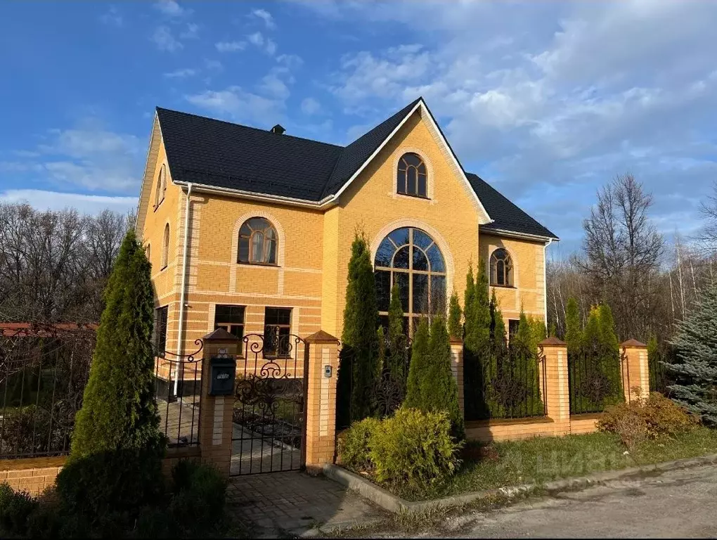 Дом в Курская область, Курский район, Нижнемедведицкий сельсовет, д. ... - Фото 1