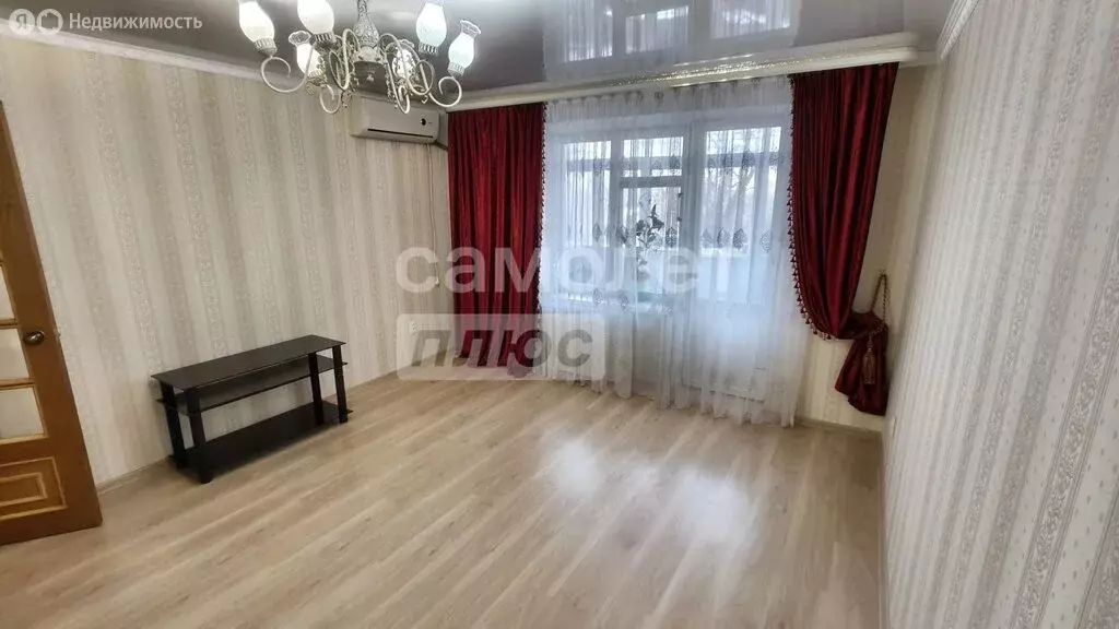 3-комнатная квартира: Кропоткин, Краснодарская улица, 78А (59 м) - Фото 1