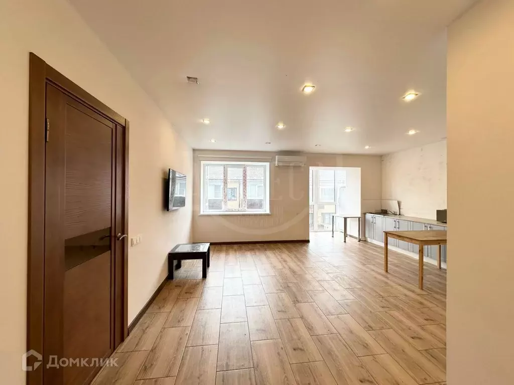 Продаётся 1-к квартира, 57 м - Фото 0