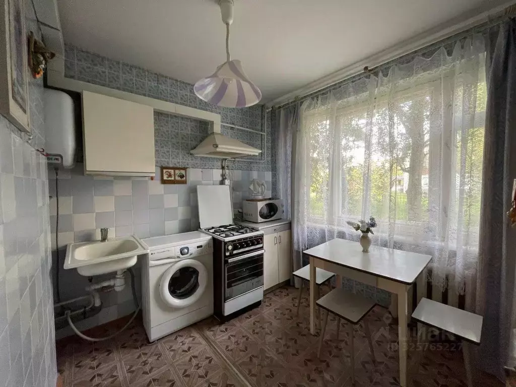 1-к кв. Ленинградская область, Кингисепп Восточная ул., 6 (36.0 м) - Фото 1