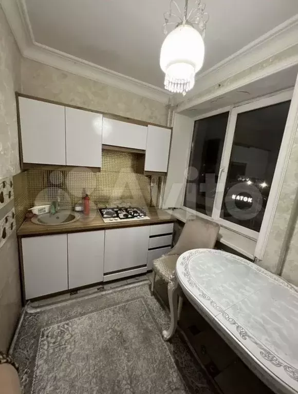 1-к. квартира, 36 м, 4/5 эт. - Фото 0