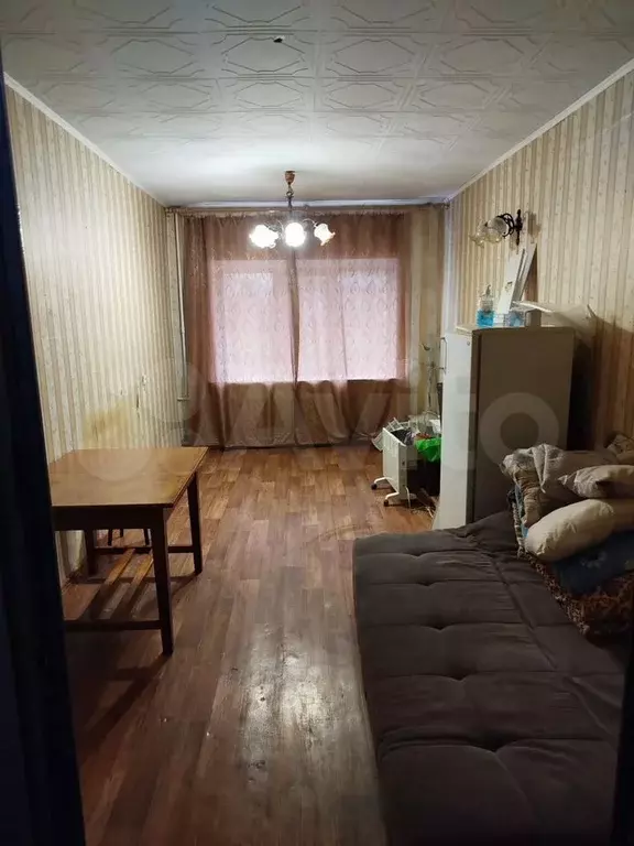 Комната 18 м в 8-к., 1/5 эт. - Фото 0