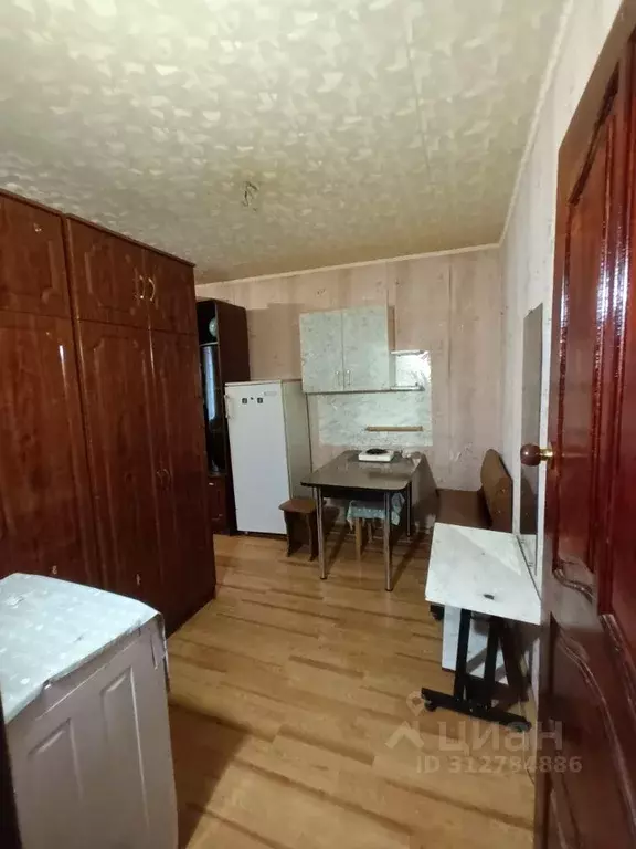 Комната Новгородская область, Великий Новгород ул. Щусева, 8к1 (17.0 ... - Фото 0