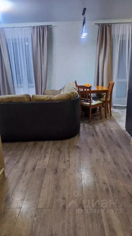 2-к кв. Коми, Сыктывкар Петрозаводская ул., 27/1 (55.8 м) - Фото 2