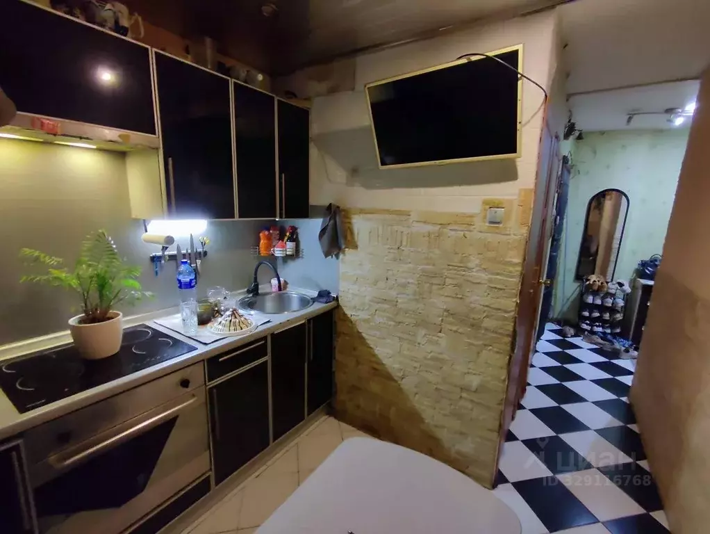 3-к кв. Москва ул. Рокотова, 8К2 (58.0 м) - Фото 1