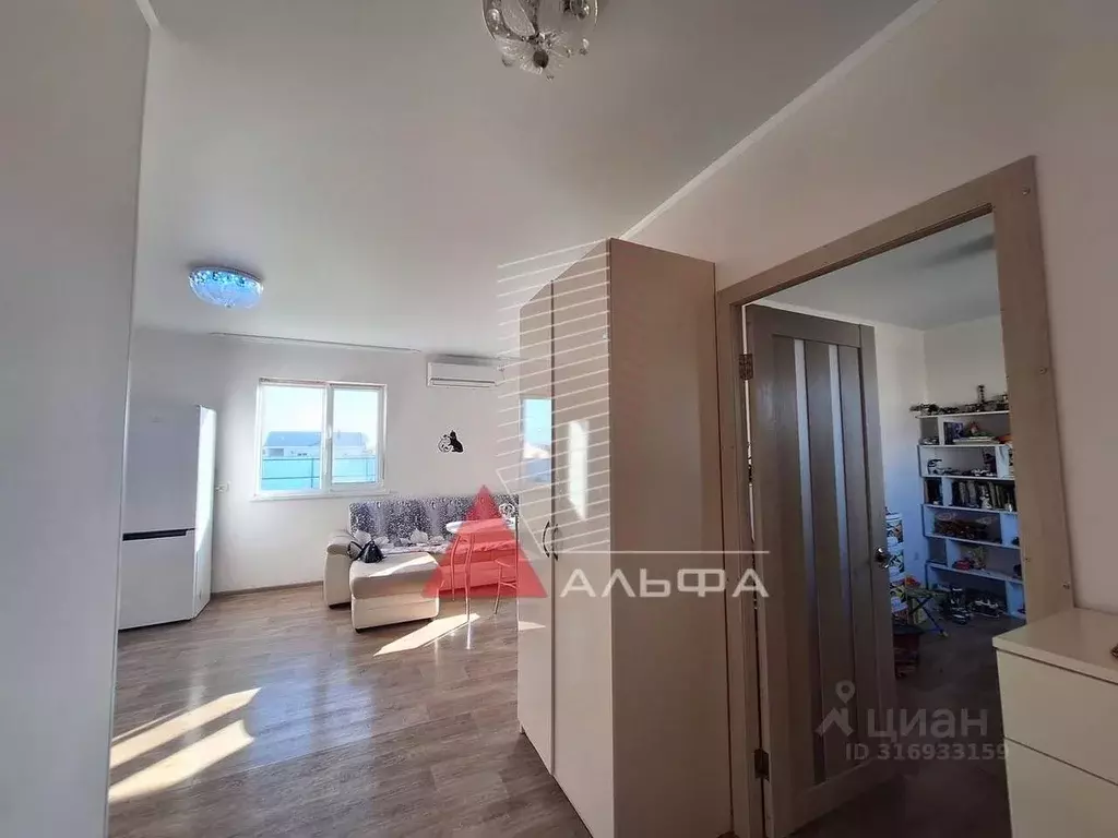 Дом в Крым, Сакский район, с. Молочное ул. Туристическая, 15 (50 м) - Фото 1