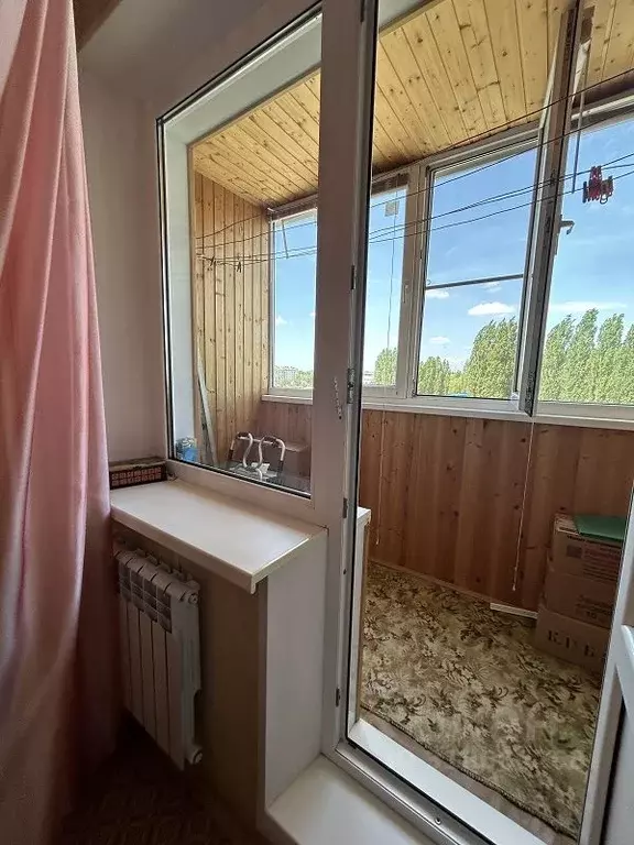 2-к кв. Воронежская область, Россошь просп. Труда, 8 (54.0 м) - Фото 0