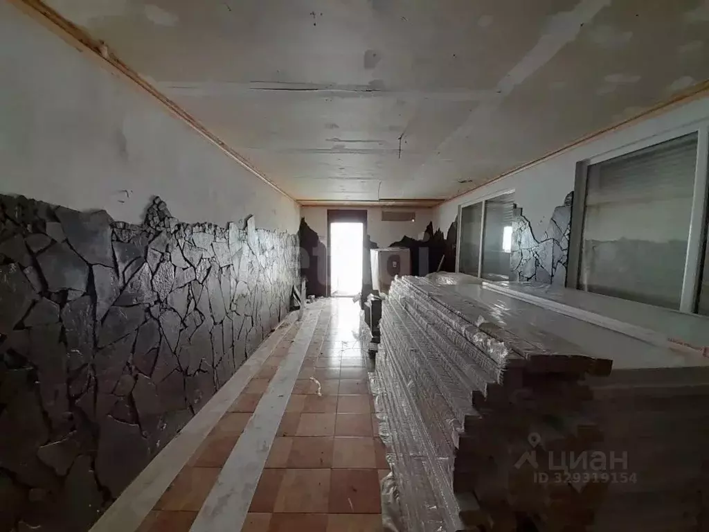 Помещение свободного назначения в Крым, Бахчисарайский район, с. ... - Фото 2