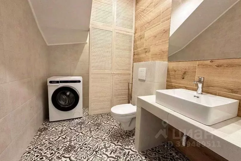 Дом в Краснодарский край, Геленджик ул. Рыбникова, 50к1 (170 м) - Фото 1