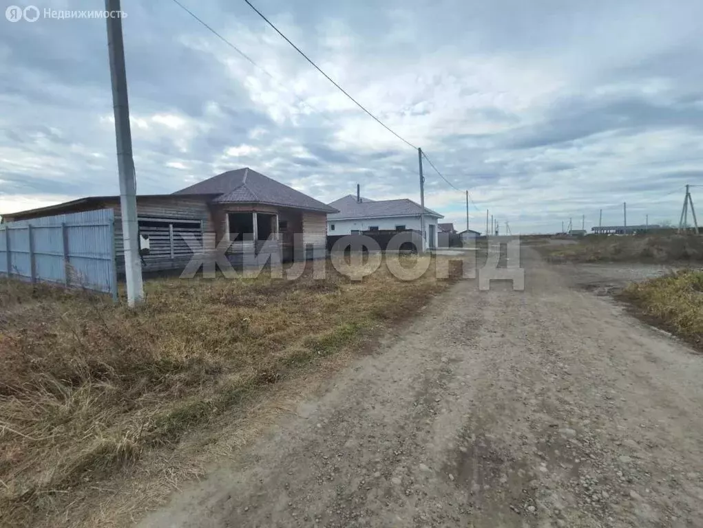 Дом в Абакан, улица Муслима Магомаева (110 м) - Фото 2