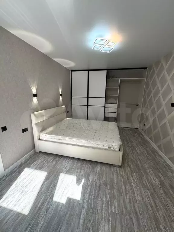 2-к. квартира, 54 м, 4/7 эт. - Фото 1