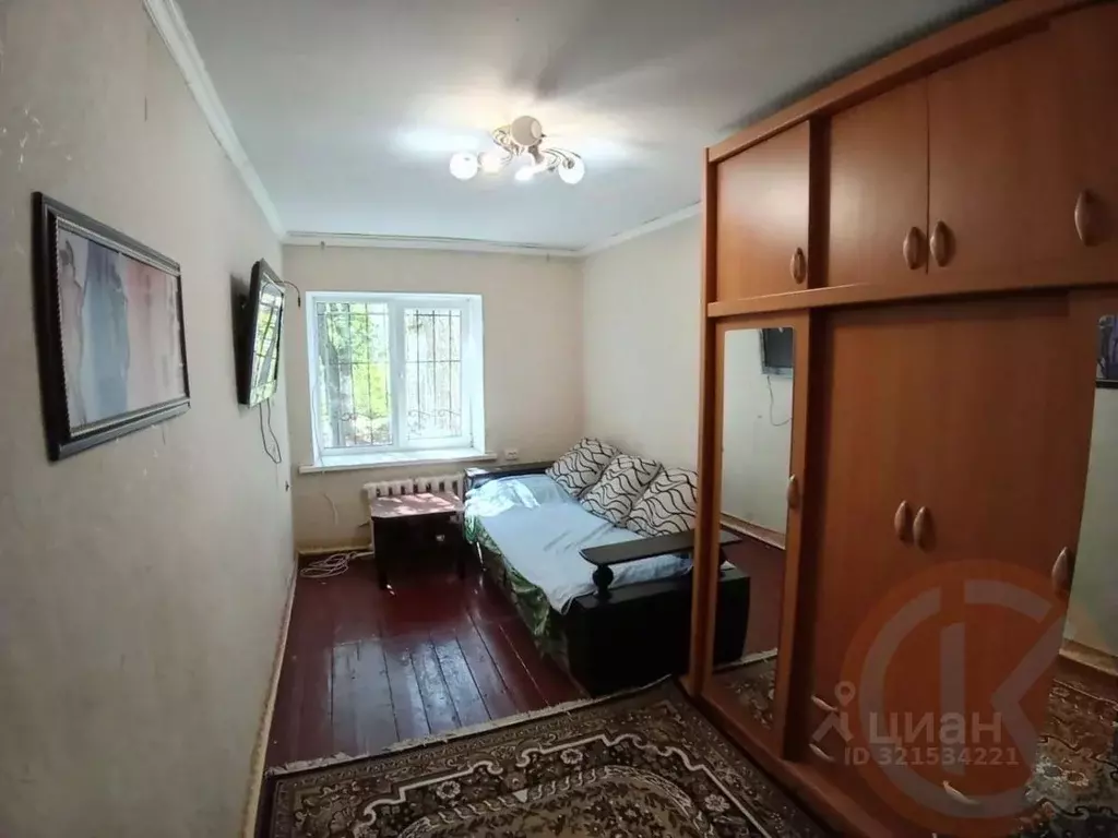 1-к кв. Крым, Симферополь бул. Ивана Франко, 21 (25.2 м) - Фото 0