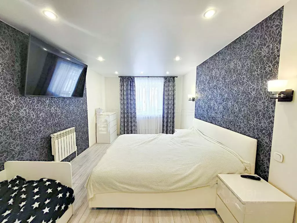 3-к кв. Татарстан, с. Высокая Гора ул. Совхозная, 33 (70.0 м) - Фото 1