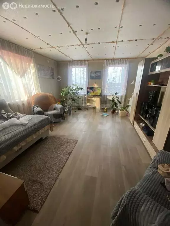 Дом в Улан-Удэ, микрорайон Южный, Праздничная улица, 1-й проезд (77.4 ... - Фото 0