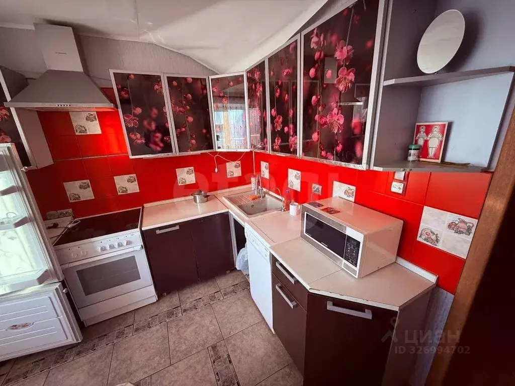 3-к кв. Ямало-Ненецкий АО, Салехард Совхозная ул., 15 (74.3 м) - Фото 1