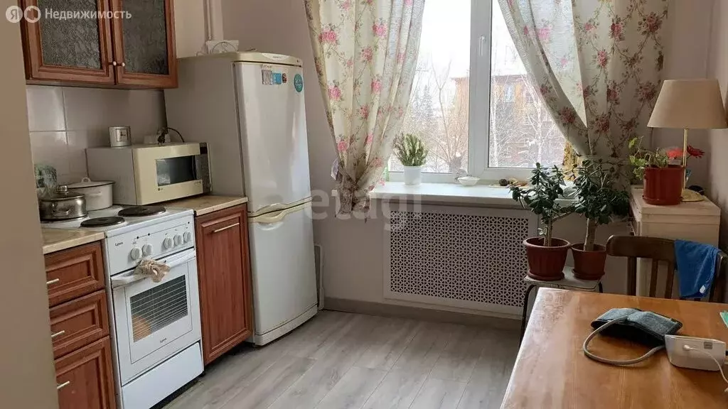 2-комнатная квартира: Кемерово, Советский проспект, 35 (55.3 м) - Фото 1