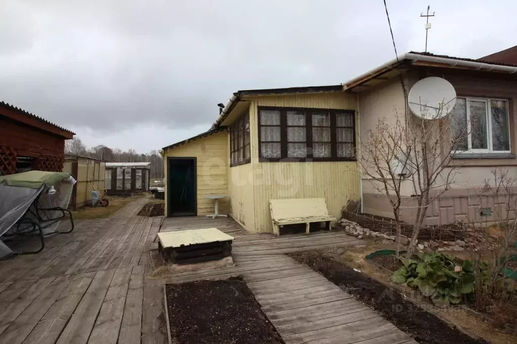 Дом в Красноярский край, Манско-Уярский округ, д. Покосное ул. ... - Фото 1