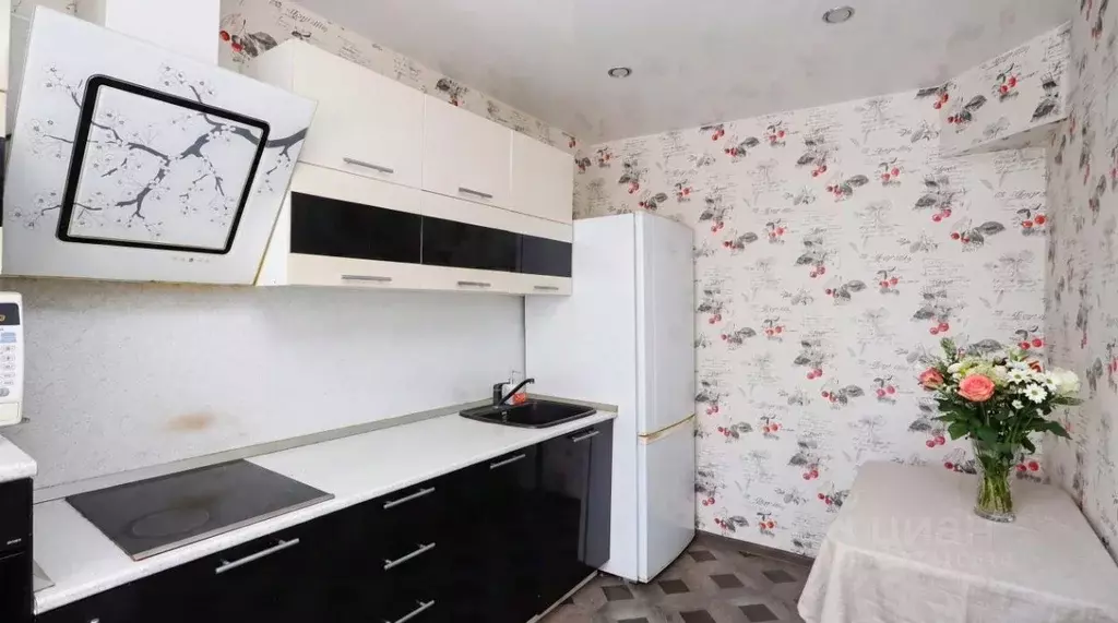 4-к кв. Иркутская область, Иркутск Байкальская ул., 268 (80.4 м) - Фото 2