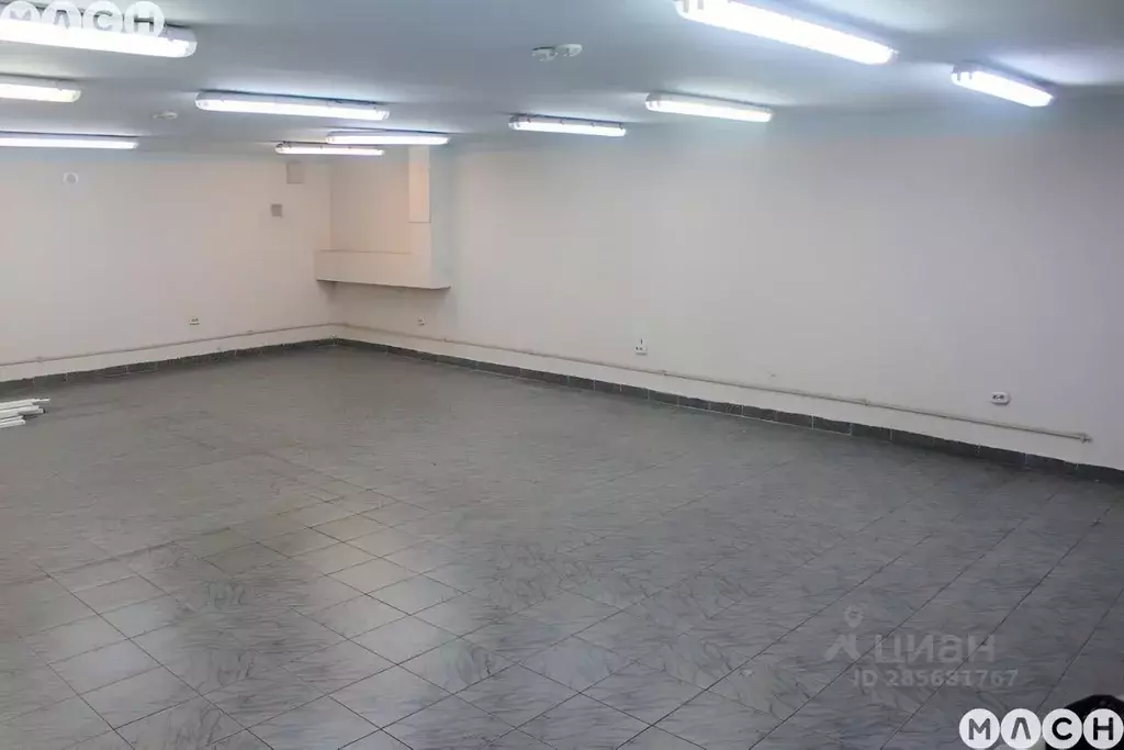 Помещение свободного назначения в Омская область, Омск ул. ... - Фото 2