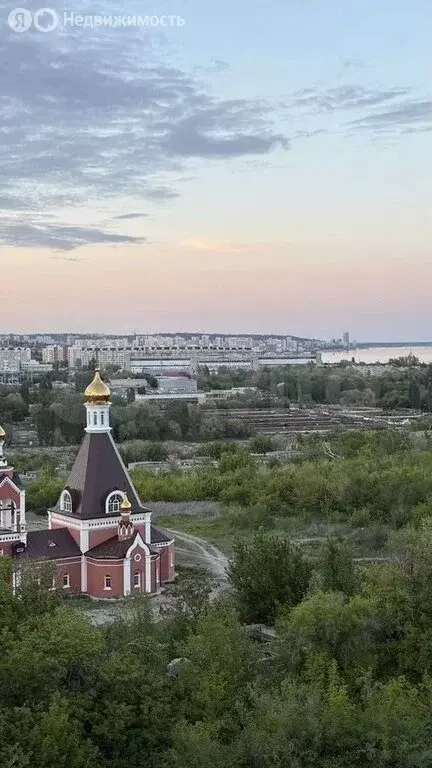 2-комнатная квартира: Саратов, улица имени Николая Чихарева, 10 (55.5 ... - Фото 0