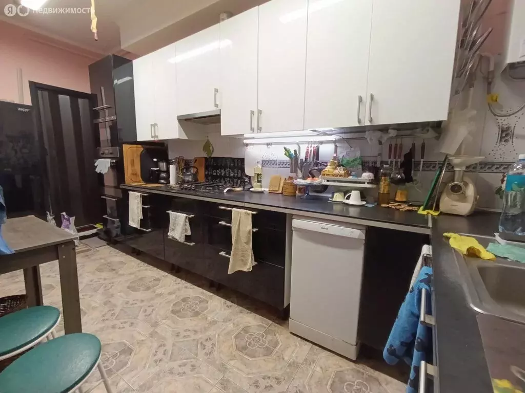 3-комнатная квартира: Санкт-Петербург, улица Всеволода Вишневского, 11 ... - Фото 2