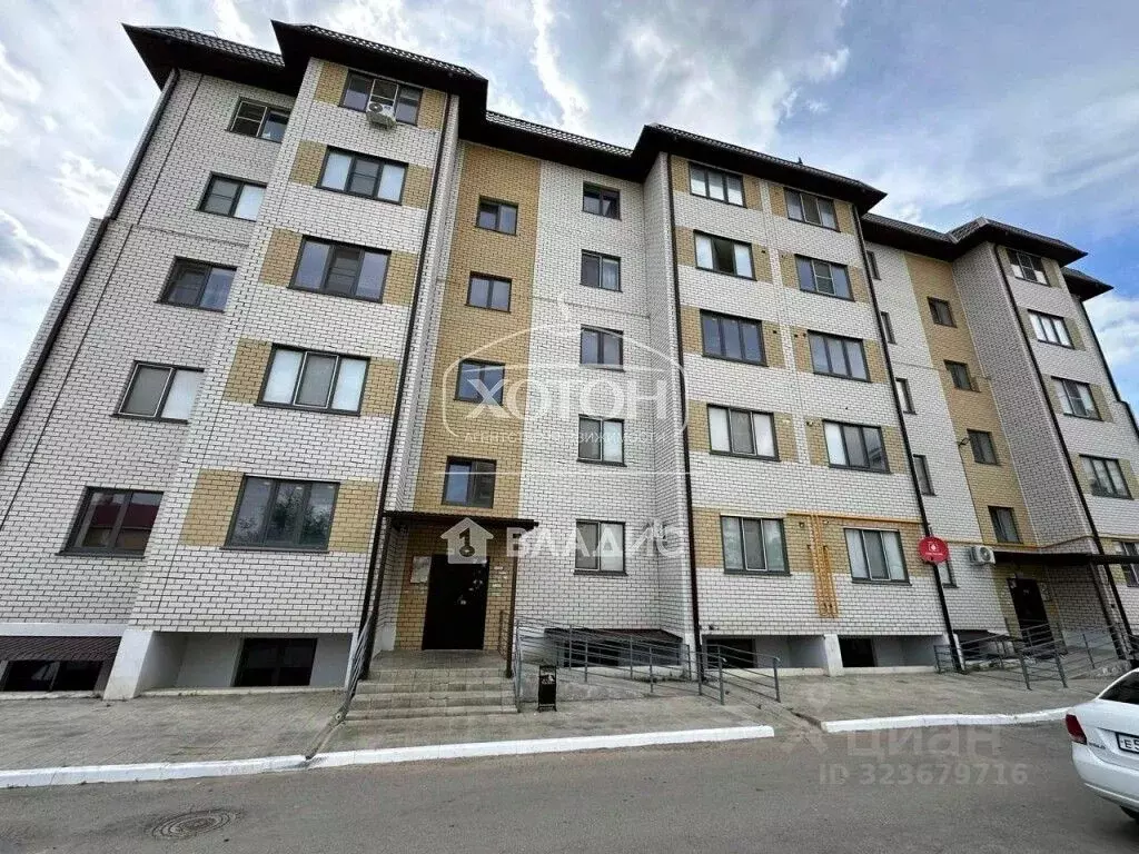 2-к кв. Калмыкия, Элиста Квартальная ул., 18к1 (65.4 м) - Фото 1