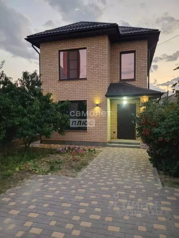 Дом в Волгоградская область, Волгоград ул. Денисенко (97 м) - Фото 0