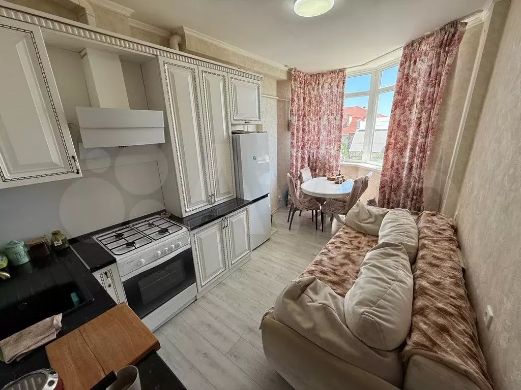 1-к. квартира, 59 м, 2/10 эт. - Фото 0