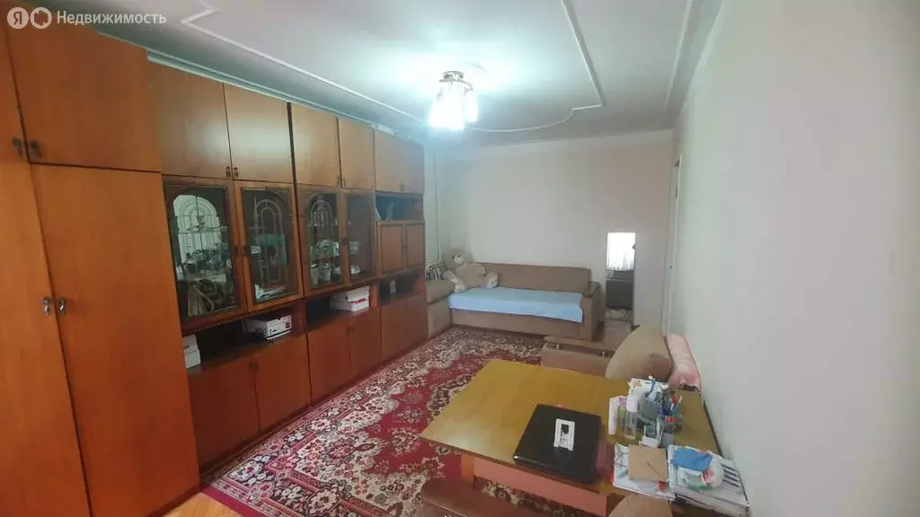 3-комнатная квартира: Нальчик, улица 2-й Таманской Дивизии, 472 (62 м) - Фото 1