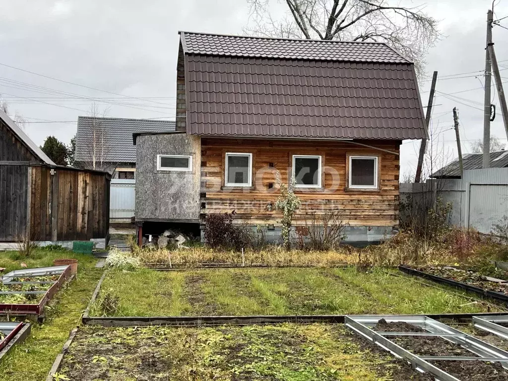 Дом в Пермский край, Усолье Усольский район, ул. Аникина, 23 (65 м) - Фото 0
