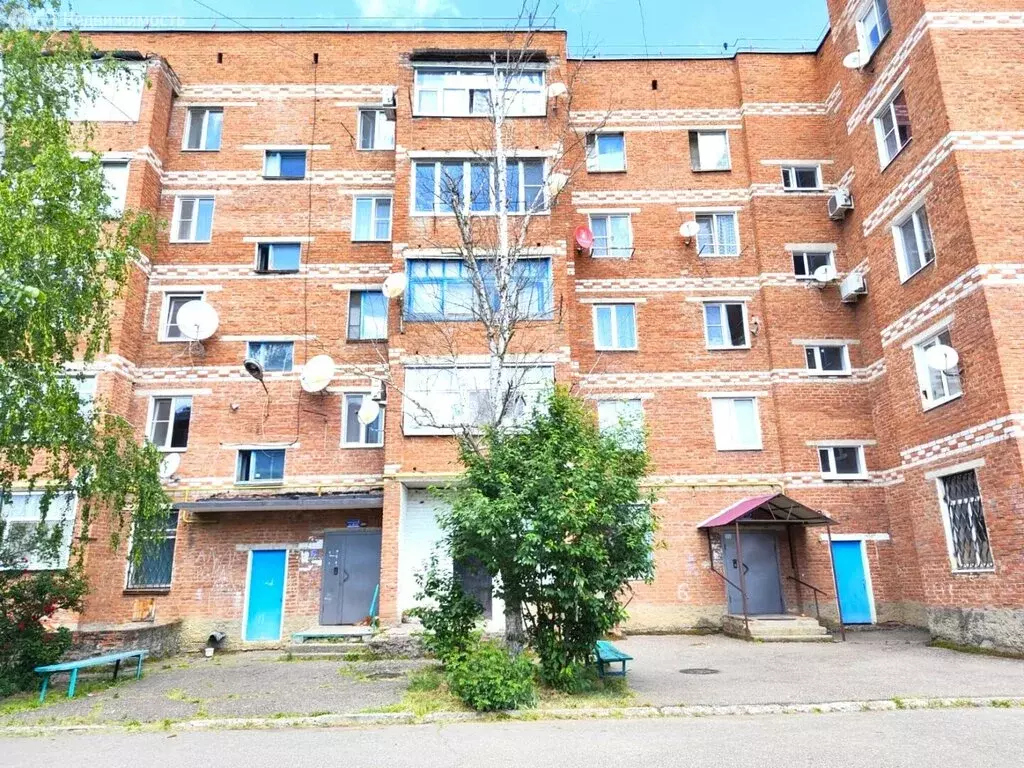 1-комнатная квартира: Апшеронск, улица Комарова, 105 (34 м) - Фото 1