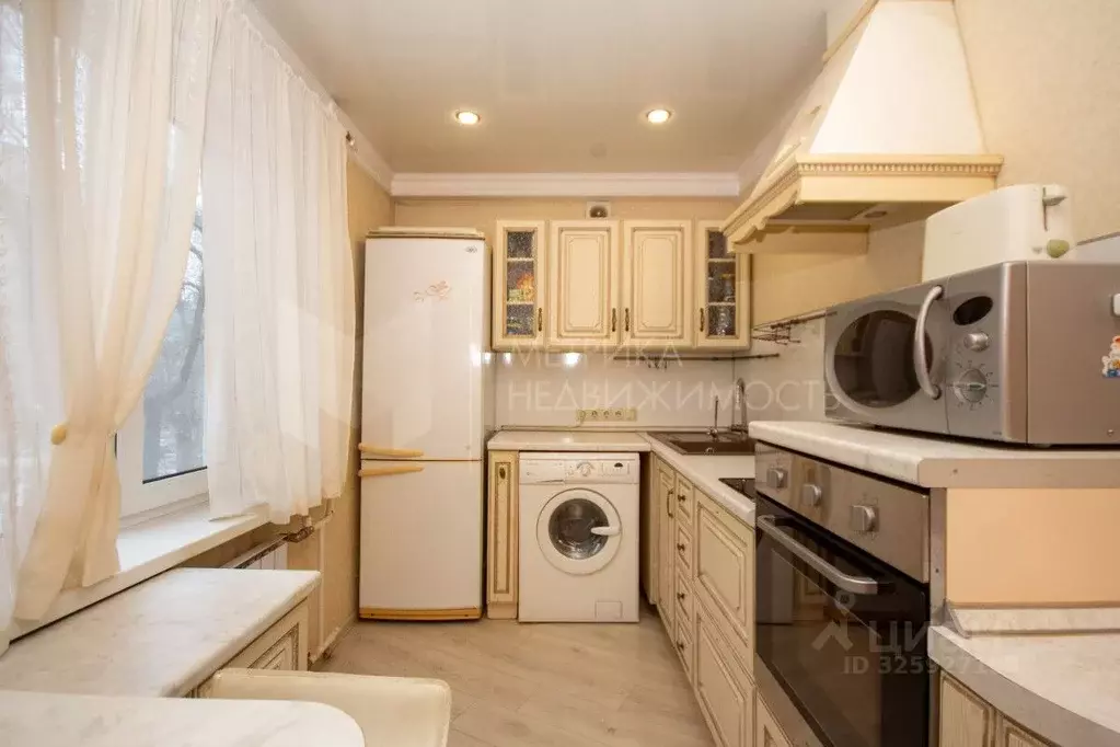 2-к кв. Тюменская область, Тюмень Кольский пер., 1 (58.9 м) - Фото 2