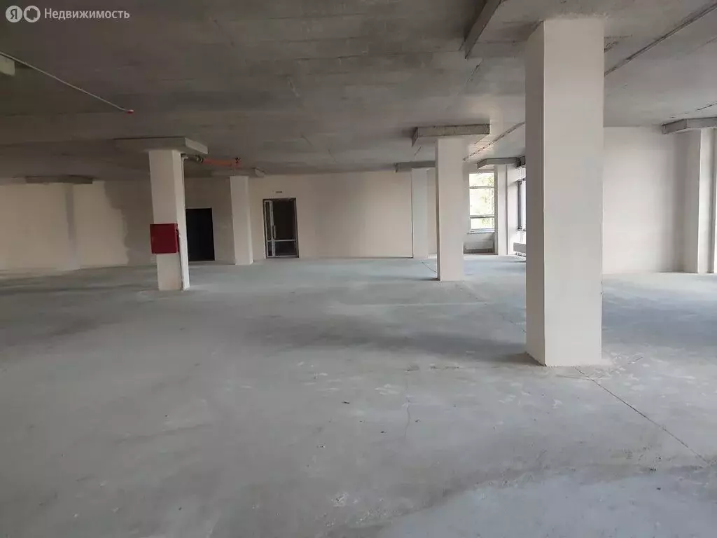 Торговая площадь (682 м) - Фото 1