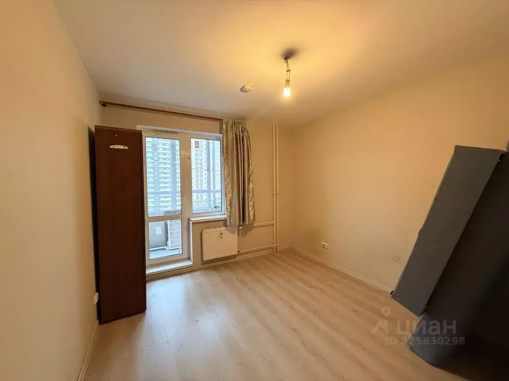 3-к кв. Санкт-Петербург пос. Парголово, ул. Михаила Дудина, 12 (60.0 ... - Фото 1