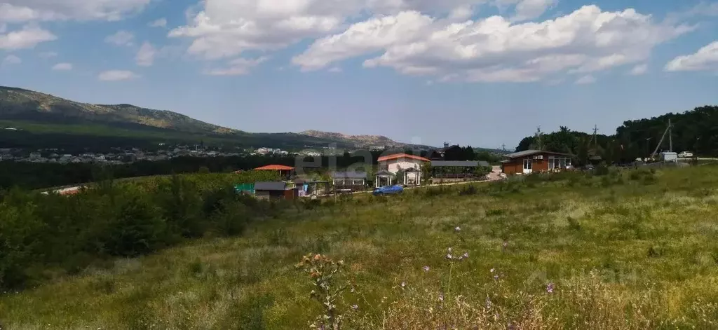 Участок в Крым, Кировский район, Старый Крым городское поселение ул. ... - Фото 1