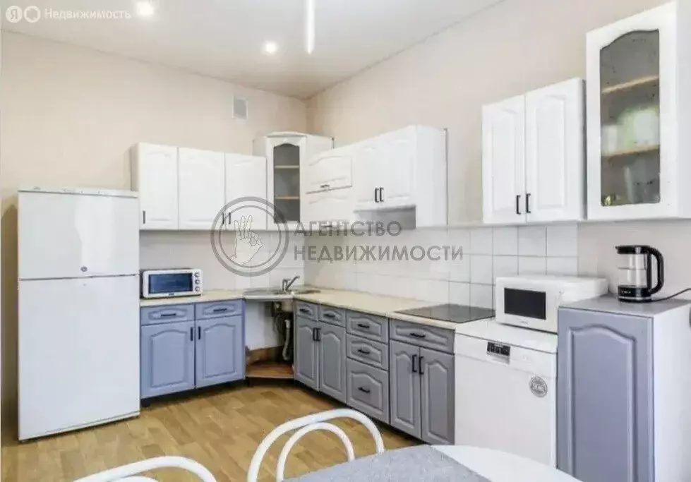 3-комнатная квартира: Казань, Вахитовский район, улица Чехова, 53 (107 ... - Фото 2