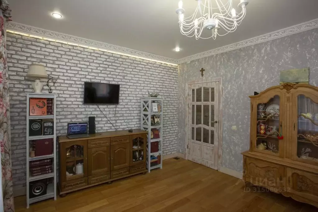 3-к кв. Крым, Керчь ул. Кирова (67.0 м) - Фото 0
