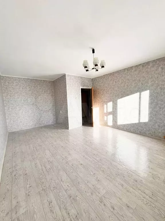 1-к. квартира, 41 м, 4/10 эт. - Фото 1