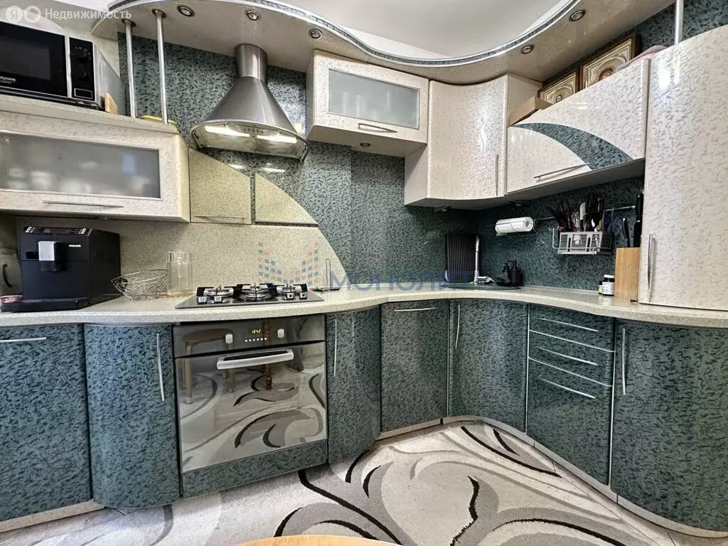 3-комнатная квартира: Нижний Новгород, Тонкинская улица, 3 (64.1 м) - Фото 0