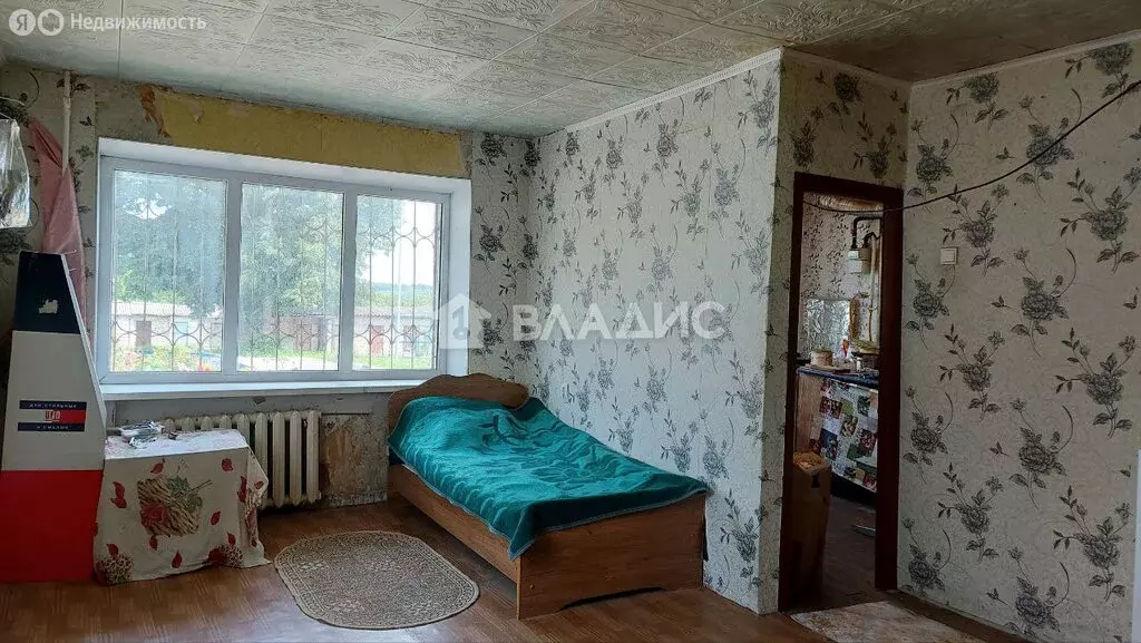 1-комнатная квартира: село Веселая Лопань, Октябрьская улица, 3 (31.1 ... - Фото 0