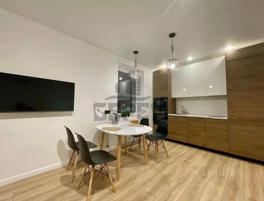 2-к кв. Татарстан, Казань Бухарская ул., 32к1 (70.0 м) - Фото 1