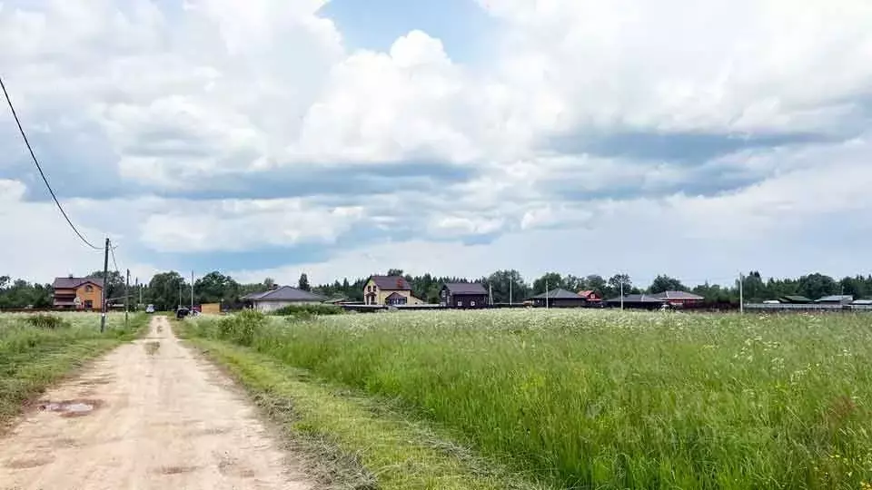 Участок в Новгородская область, Старорусский район, Ивановское с/пос, ... - Фото 0