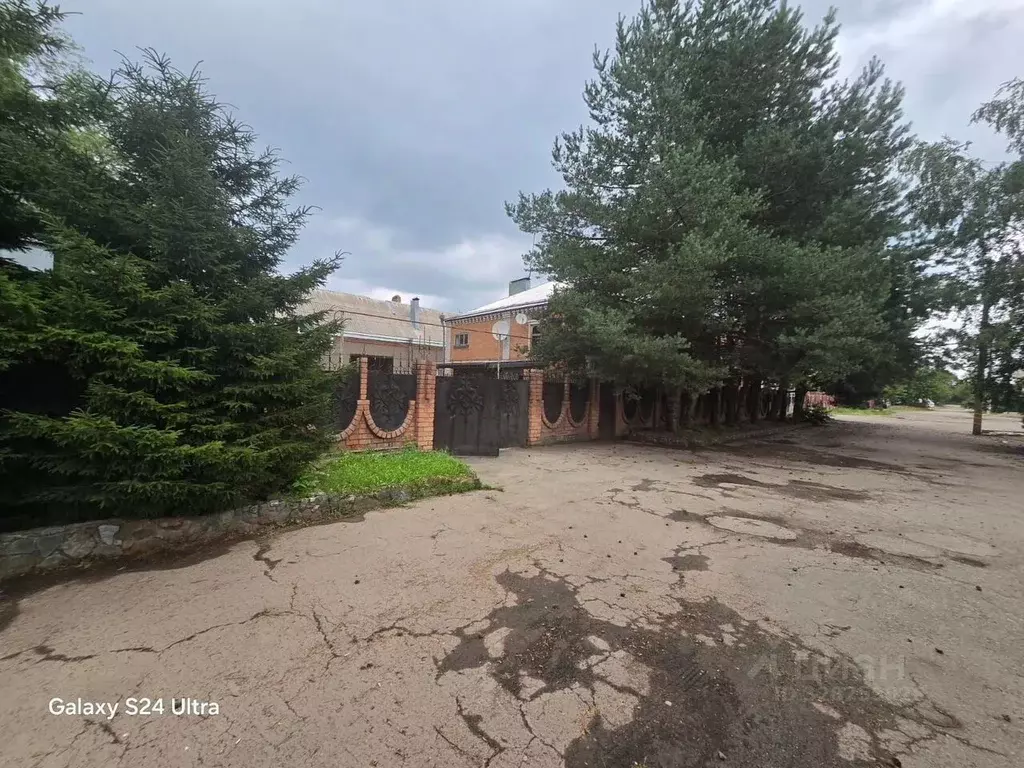 Дом в Краснодарский край, Лабинск Иртышский пер. (228 м) - Фото 2