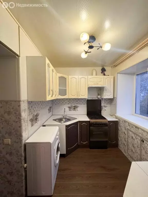3-комнатная квартира: Мурмаши, улица Позднякова, 6 (58.8 м) - Фото 1