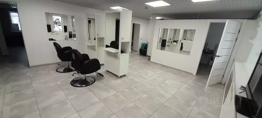 Помещение свободного назначения в Сахалинская область, Южно-Сахалинск ... - Фото 1