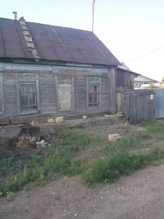 Дом в Оренбургская область, с. Сакмара пер. Горный, 7 (30 м) - Фото 0