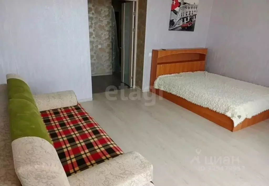 1-к кв. Брянская область, Клинцы ул. Пушкина, 33 (52.0 м) - Фото 2