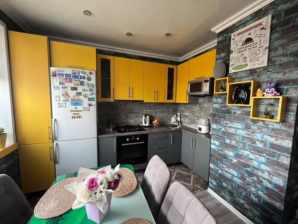 2-к кв. Курская область, Курск просп. Победы, 8 (50.2 м) - Фото 1
