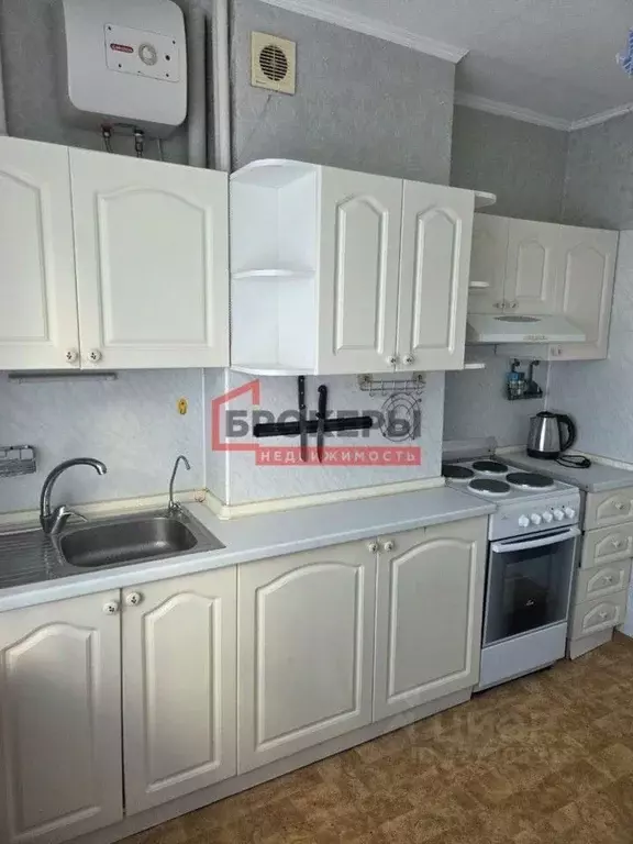 2-к кв. Севастополь просп. Октябрьской Революции, 52А (53.7 м) - Фото 1