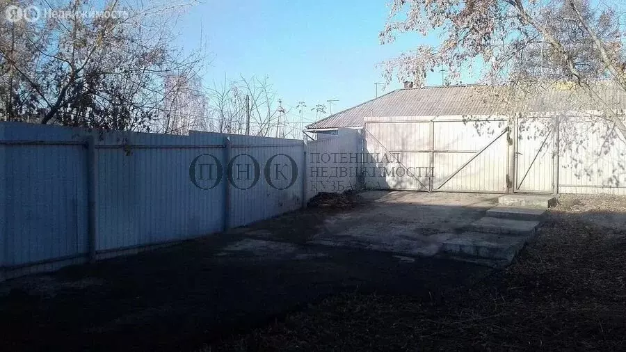 1-комнатная квартира: Кемерово, улица Восстания, 4 (30 м) - Фото 0